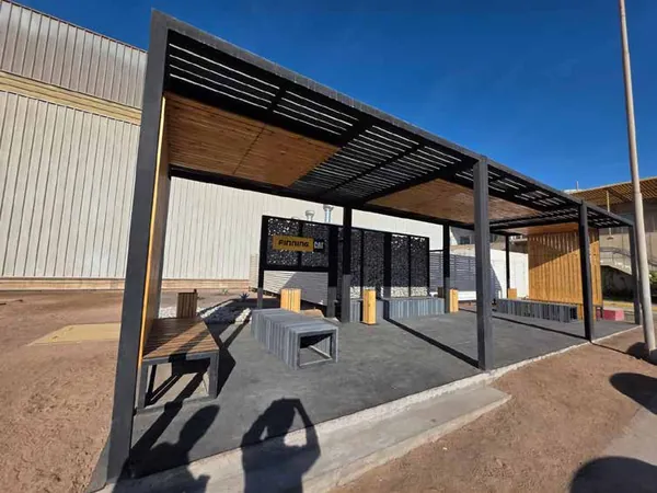 Eco Pérgola MPA24 · Finning