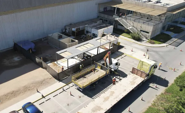 Pérgola MPA24 en construcción · Spence BHP